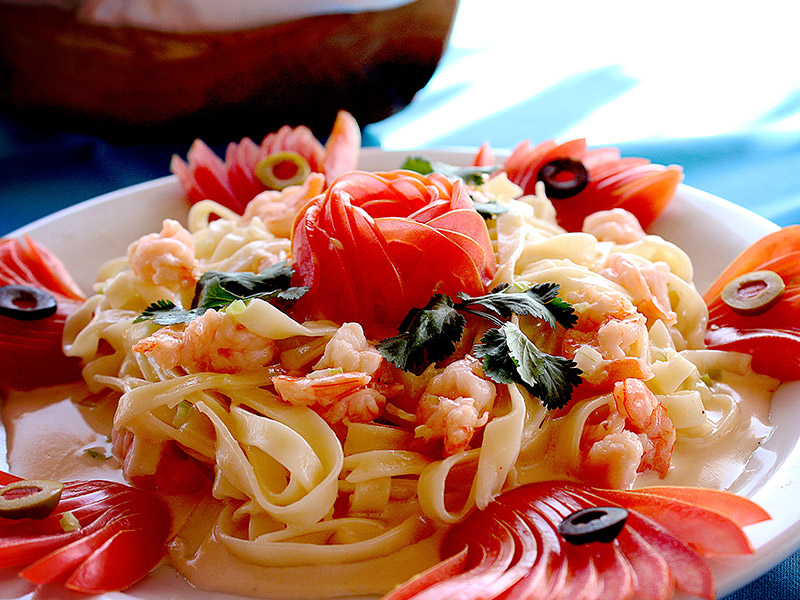 Fettuccini con camarones